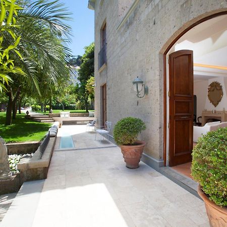Amore Rentals - Villa Ebe Сорренто Экстерьер фото