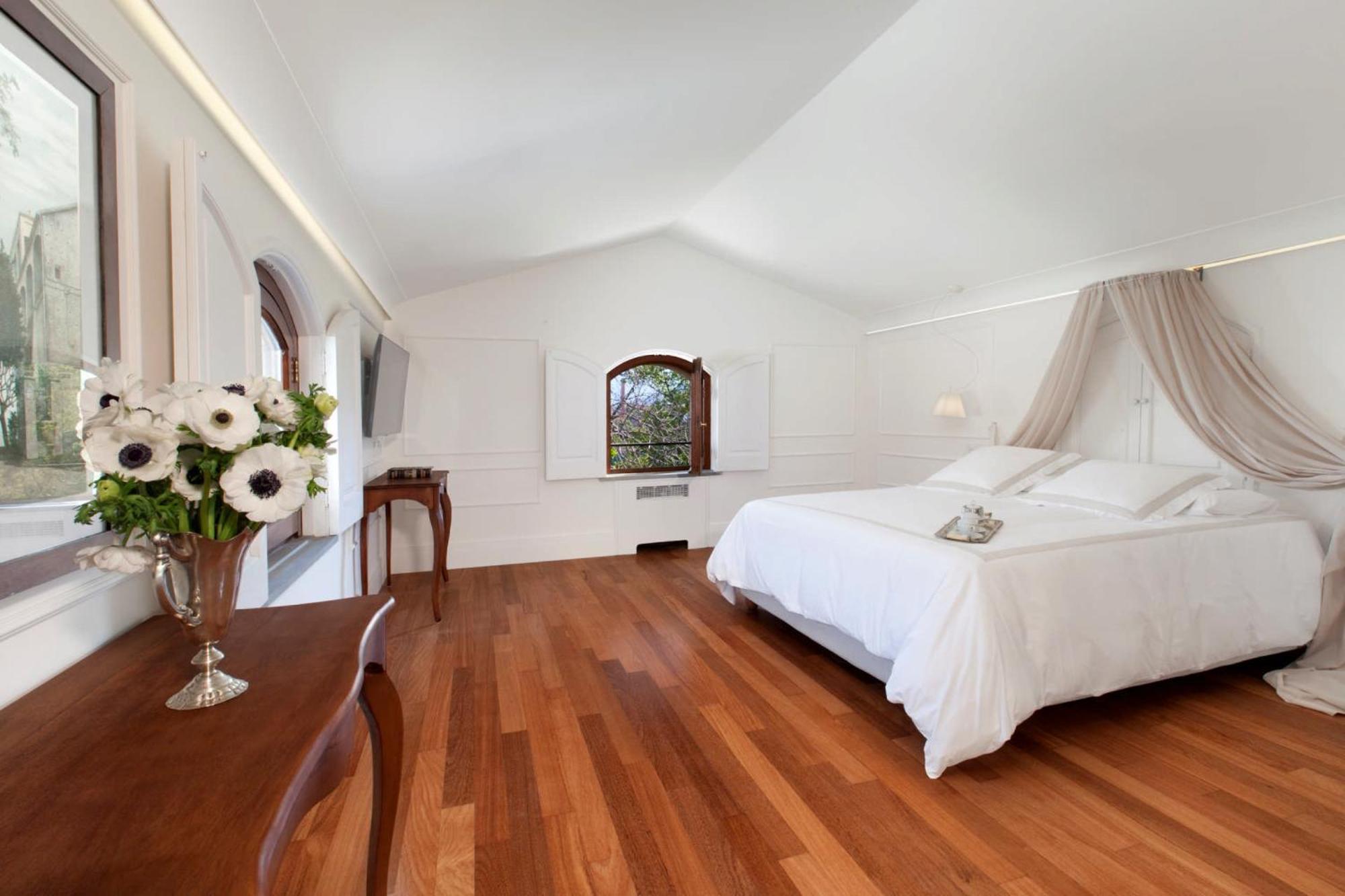 Amore Rentals - Villa Ebe Сорренто Экстерьер фото